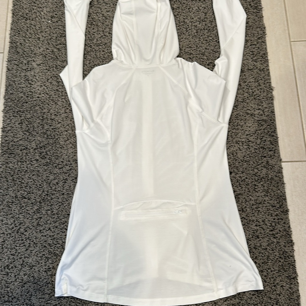 Athleta - Women's Crosscurrent UPF Jacket - Picture 5 of 11